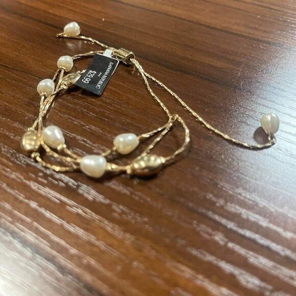 Banana Republic Gold And White - Picture 5 of 6